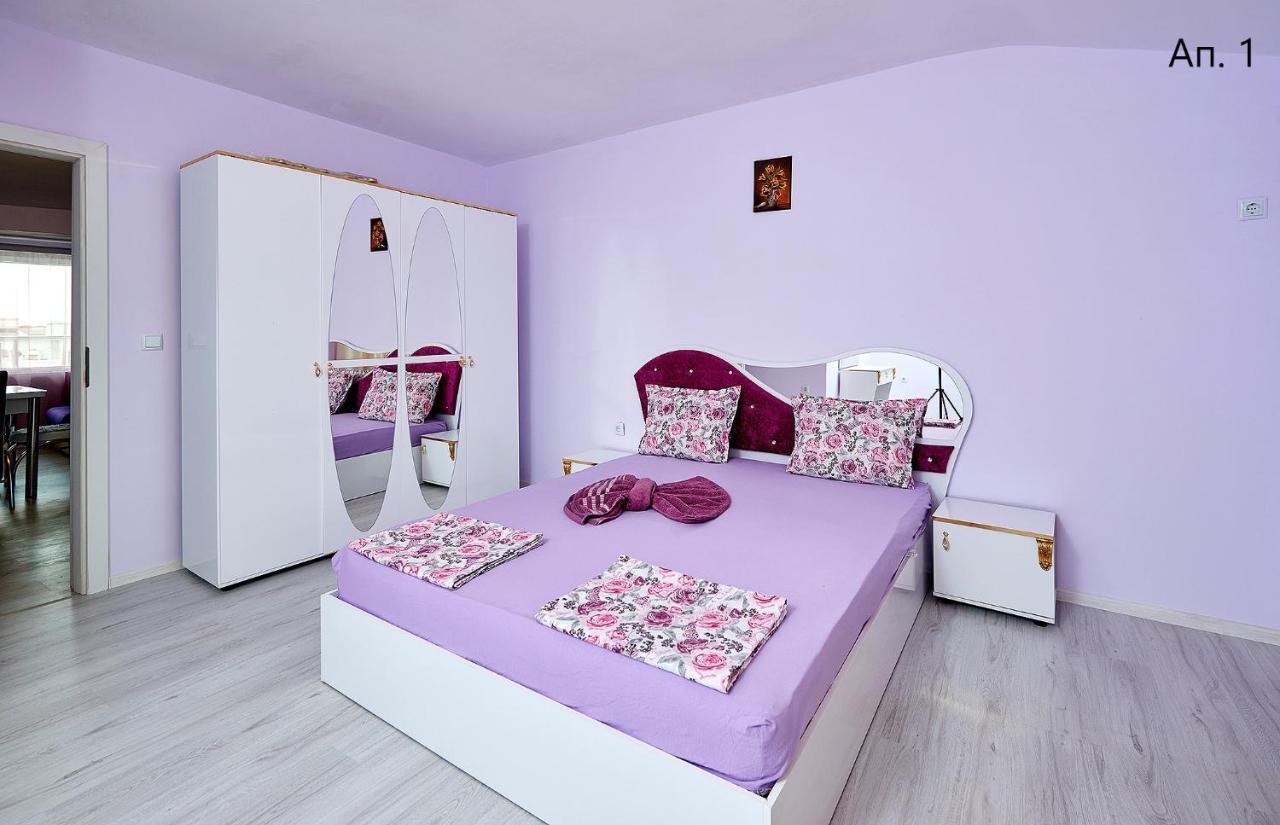 Апартаменти Боряна Pomorie Luaran gambar