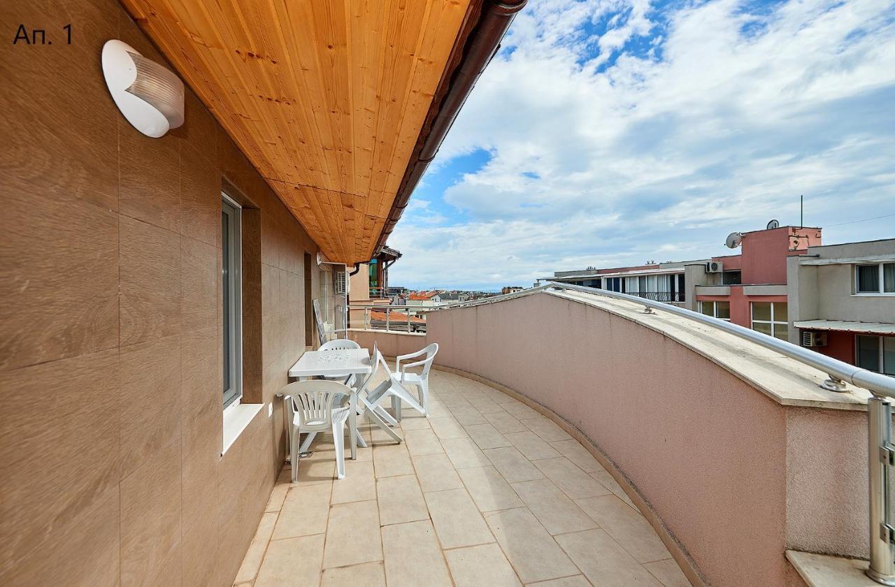 Апартаменти Боряна Pomorie Luaran gambar